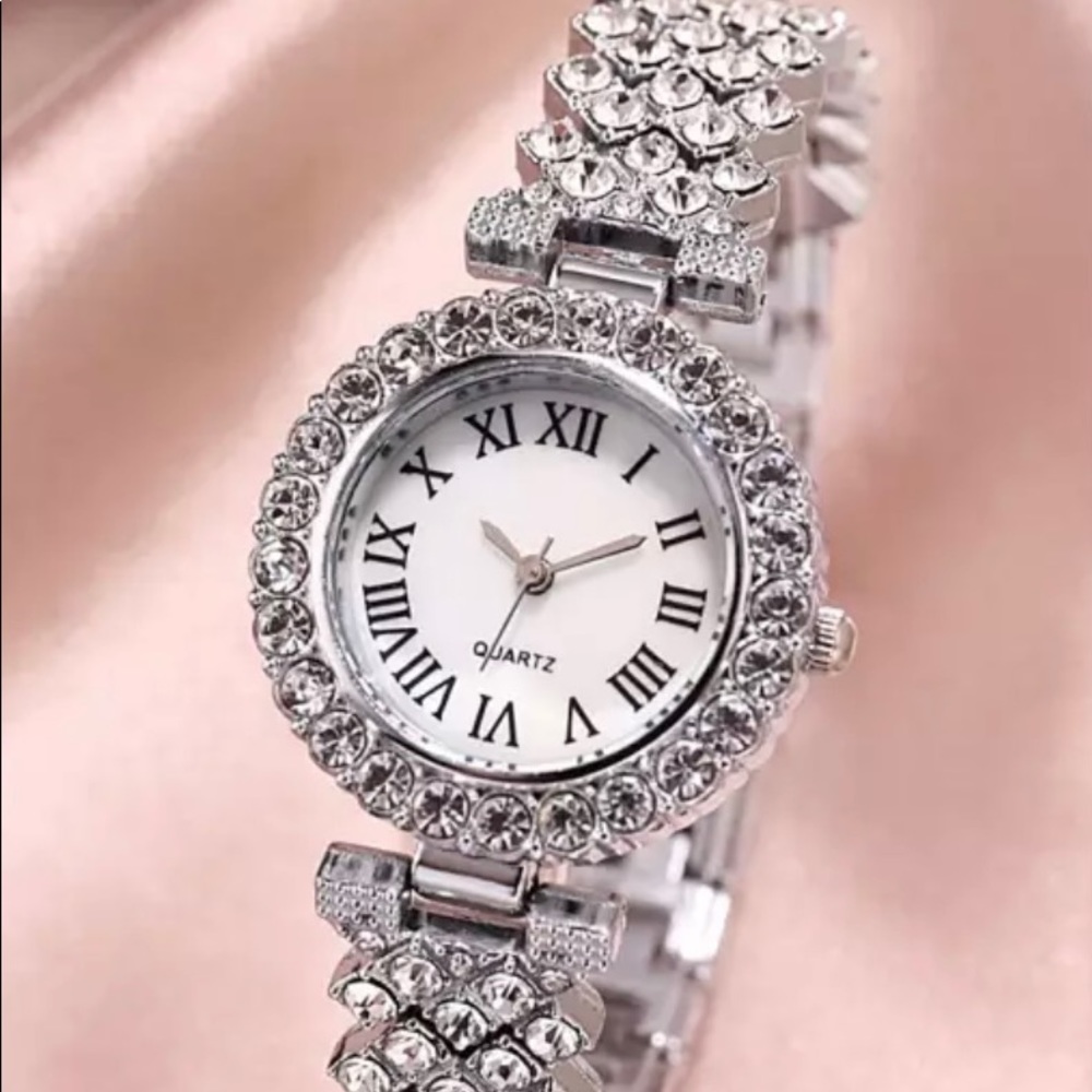 BRAND NEW SILVER Tone Rhinestone Round Watch Women